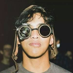 Meet your Posher, Glenn